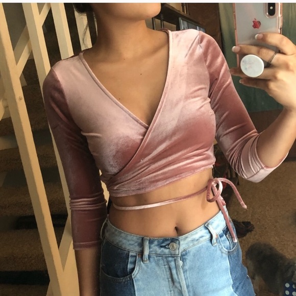 Forever 21 Tops - pink metallic crop wrap top